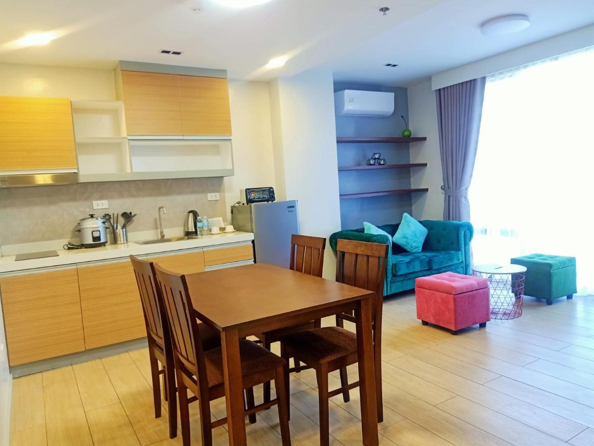 Inncity Hotel Калбайог Экстерьер фото